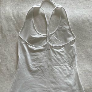Alo Top - size Small
